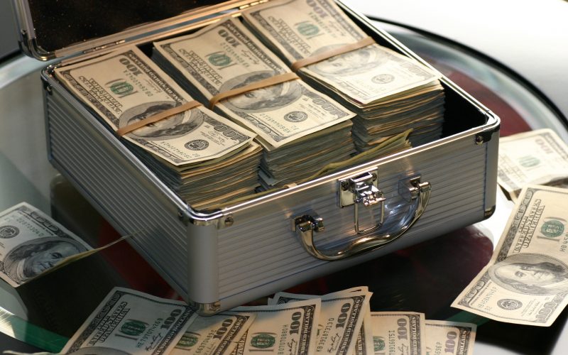 Cash in a lockable cash box